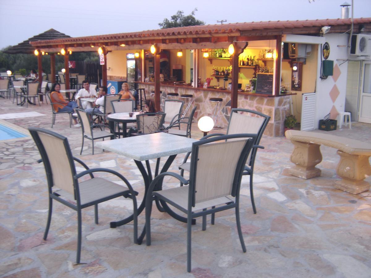 Pansion Tonia Aparthotel Zakynthos Town Exterior foto