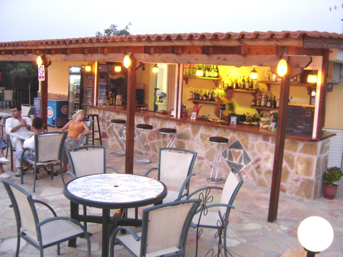 Pansion Tonia Aparthotel Zakynthos Town Exterior foto