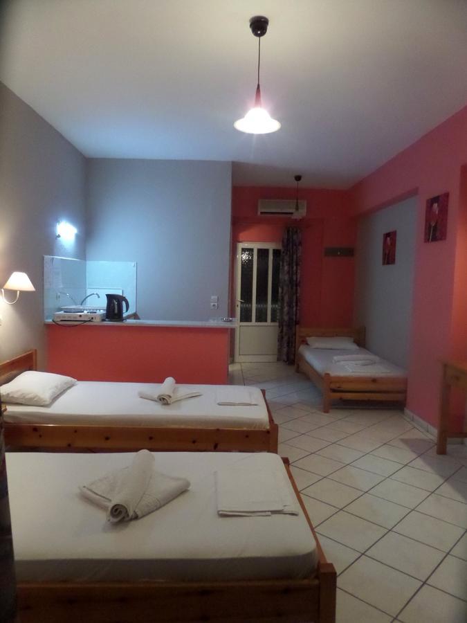 Pansion Tonia Aparthotel Zakynthos Town Exterior foto
