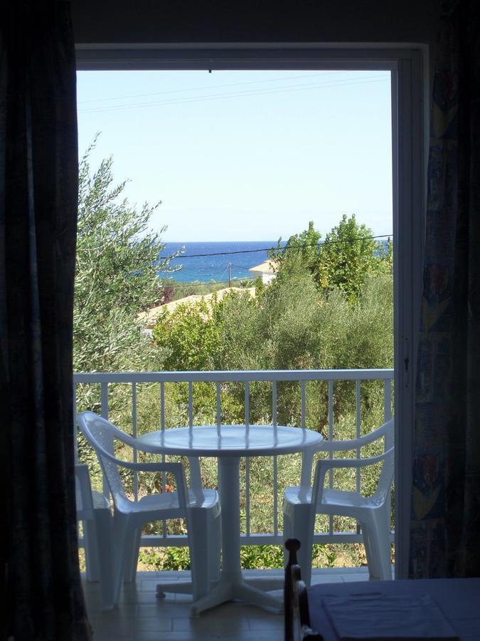 Pansion Tonia Aparthotel Zakynthos Town Exterior foto